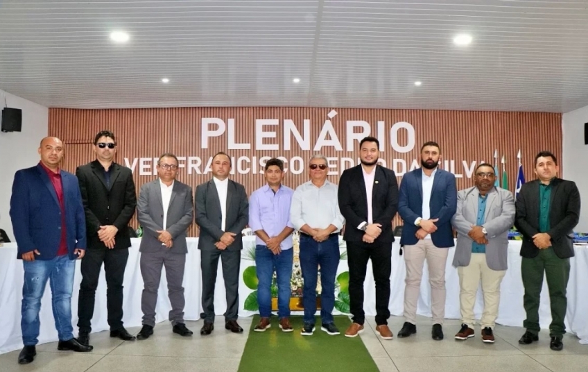 Em sessão solene, Dorgivaldo Lima toma posse como Presidente da Câmara de Vila Nova do Piauí